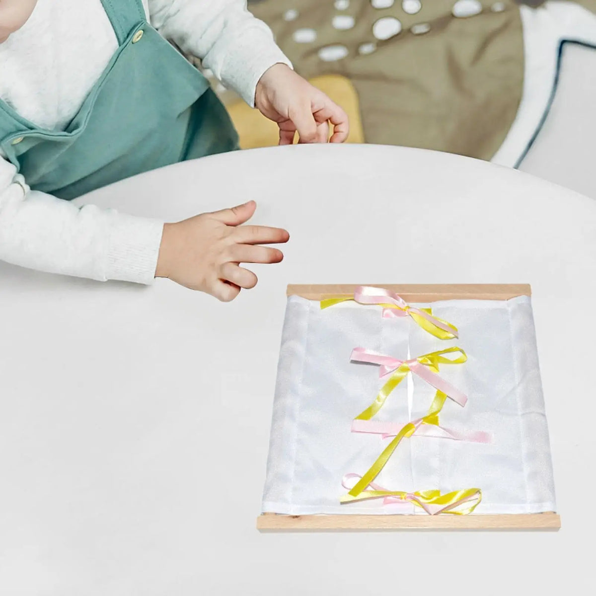 Montessori Clothing Board Training Tool Dress Learning Board Clothing Frame Toy Sensory Board for Toddlers Children Kids