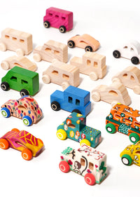 DIY handmade wooden graffiti car, children's colorful painting and coloring model, toy, three-dimensional coloring building bloc